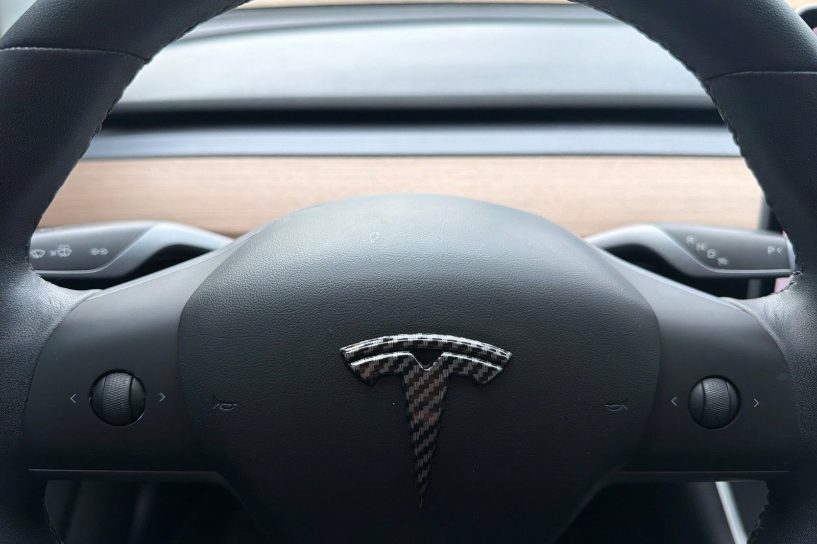 Used 2019 Tesla Model 3 Standard Range Plus image 22