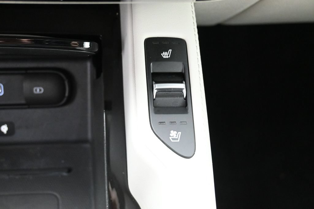 Used 2020 Kia Telluride SX w/ SX Prestige Package AWD/4WD image 27
