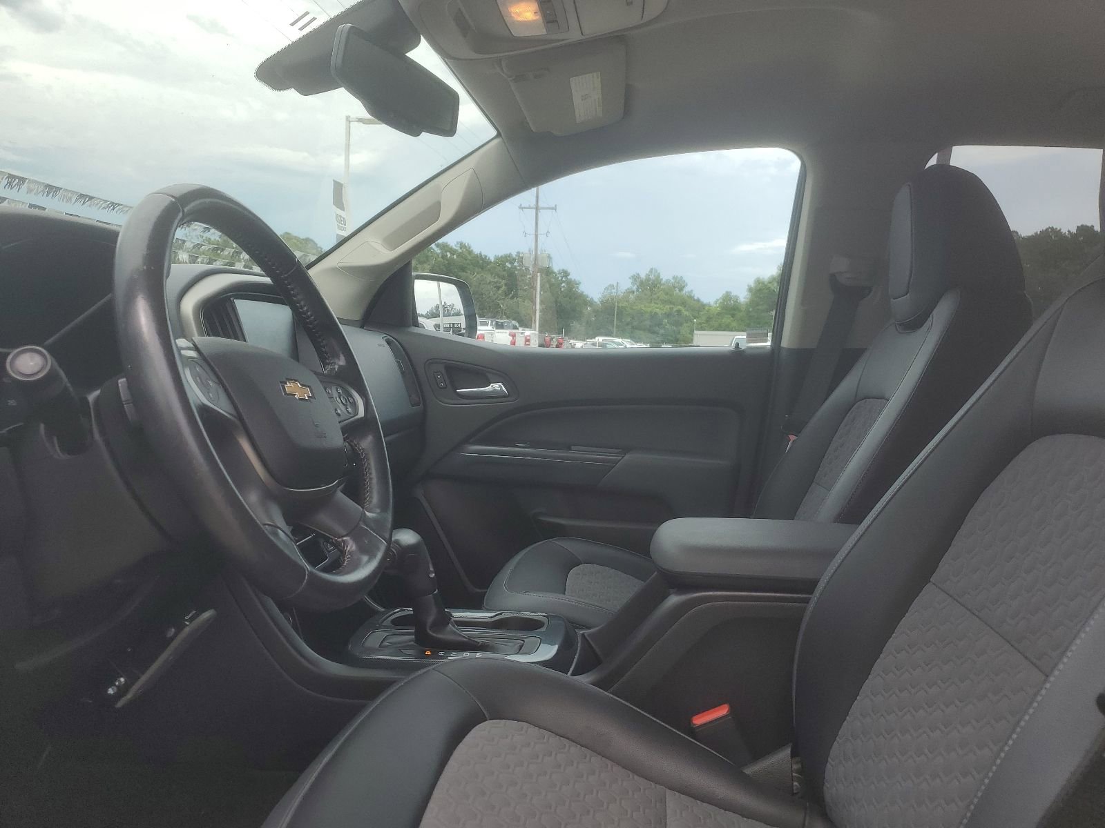Used 2016 Chevrolet Colorado Z71 RWD image 8