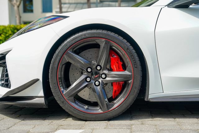Used 2024 Chevrolet Corvette Z06 w/ Z07 Performance Package RWD image 14