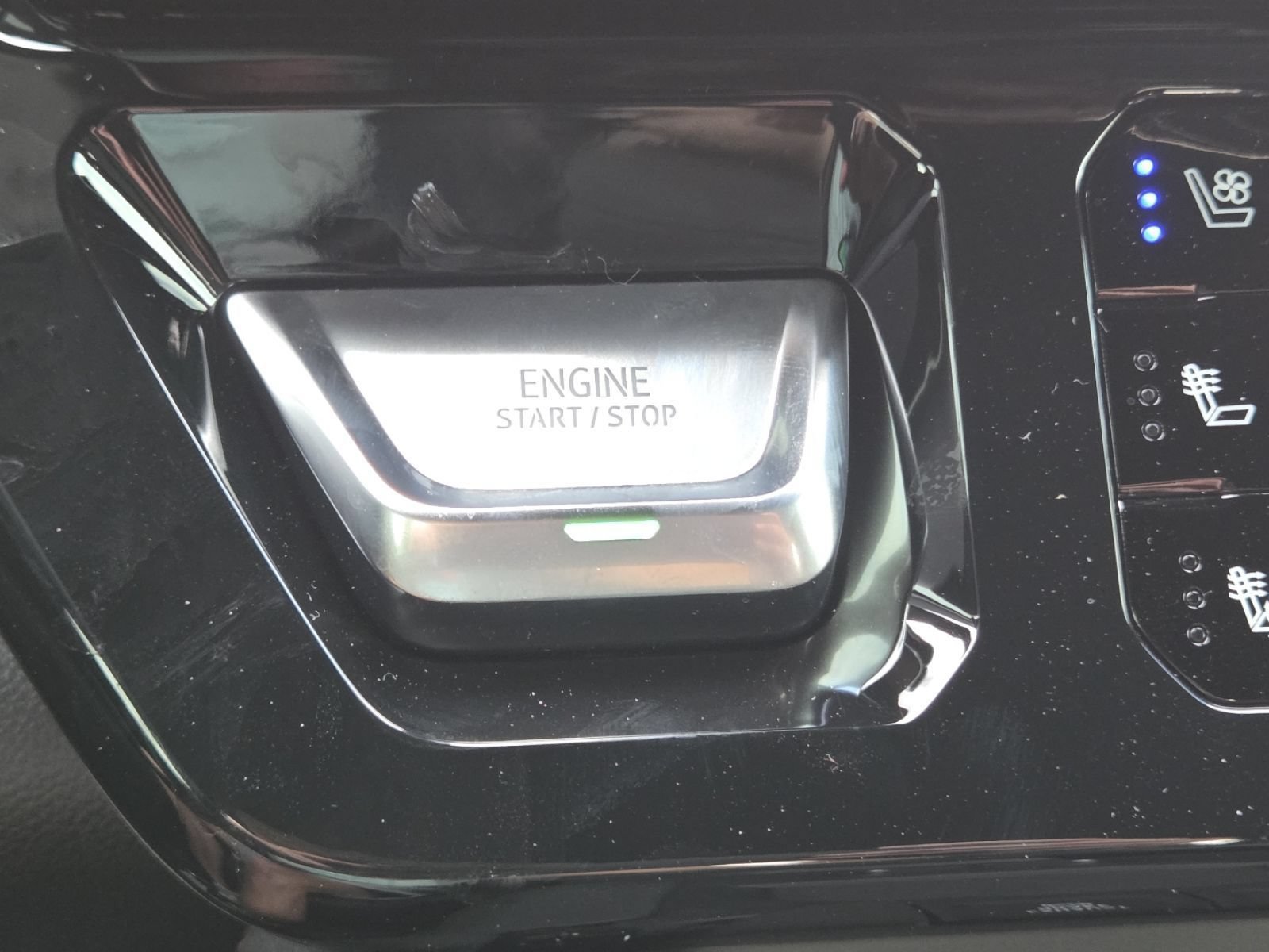 New 2026 GMC Sierra 2500 AT4 w/ AT4 Premium Plus Package AWD/4WD image 12