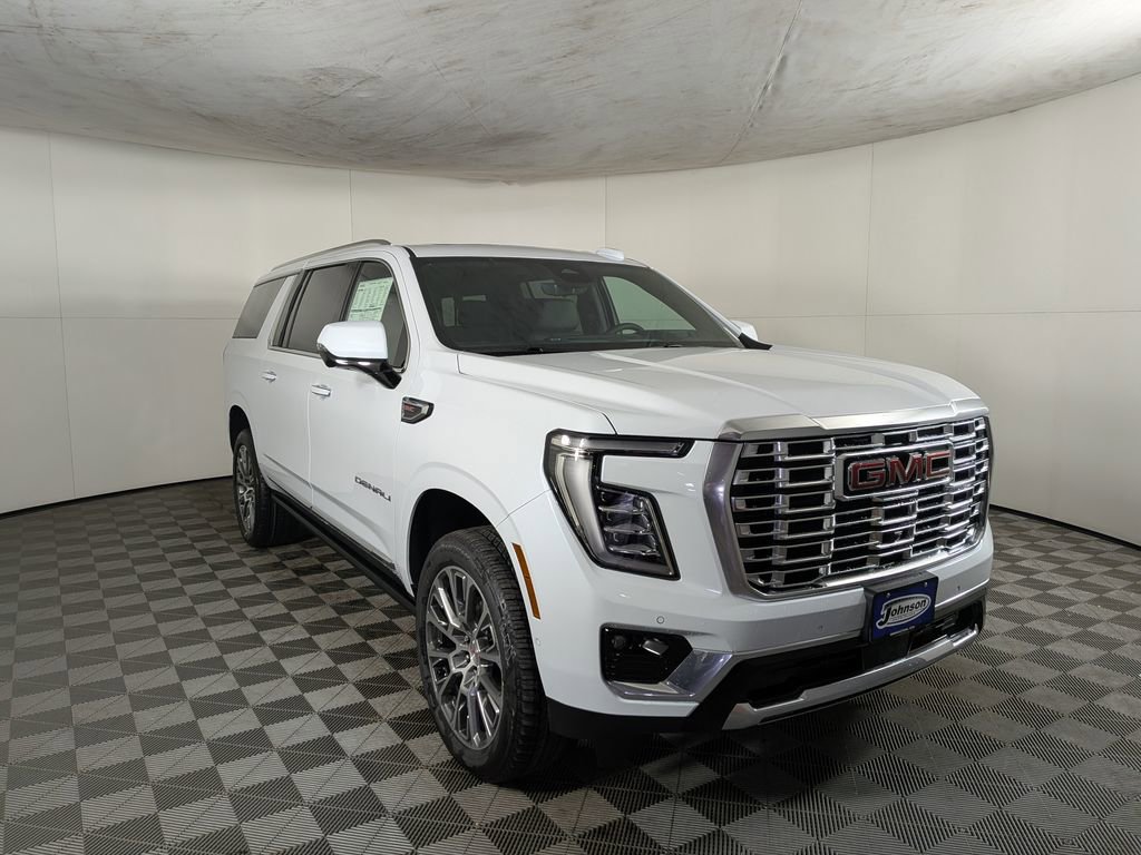 New 2026 GMC Yukon XL Denali w/ Denali Reserve Package image 5