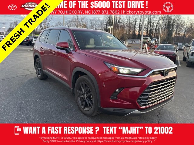 Used 2025 Toyota Grand Highlander FWD image 1