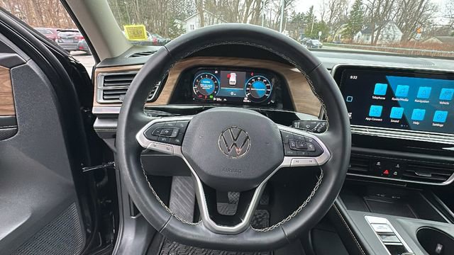 Used 2024 Volkswagen Atlas SE image 16