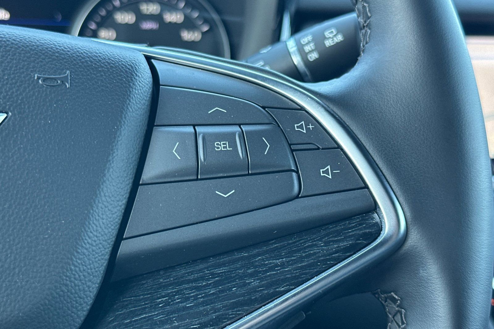 Used 2026 Cadillac XT5 Premium Luxury w/ Driver Assist Package AWD/4WD image 38