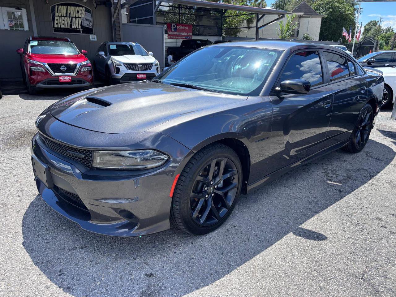 Used 2022 Dodge Charger R/T w/ Blacktop Package RWD image 2