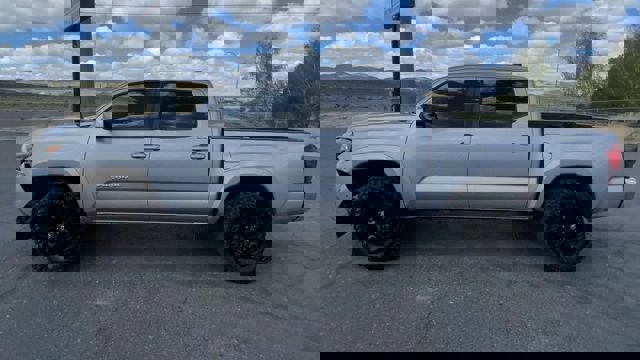 Used 2019 Toyota Tacoma SR5 image 5