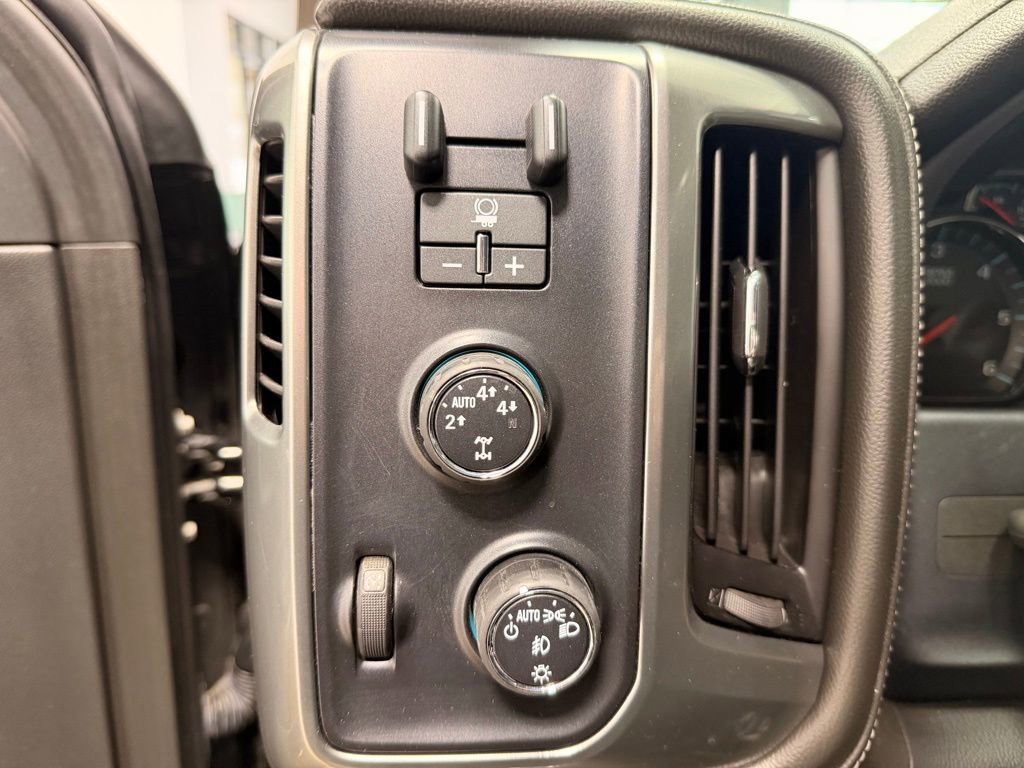 Used 2016 Chevrolet Silverado 1500 LTZ w/ Max Trailering Package AWD/4WD image 26