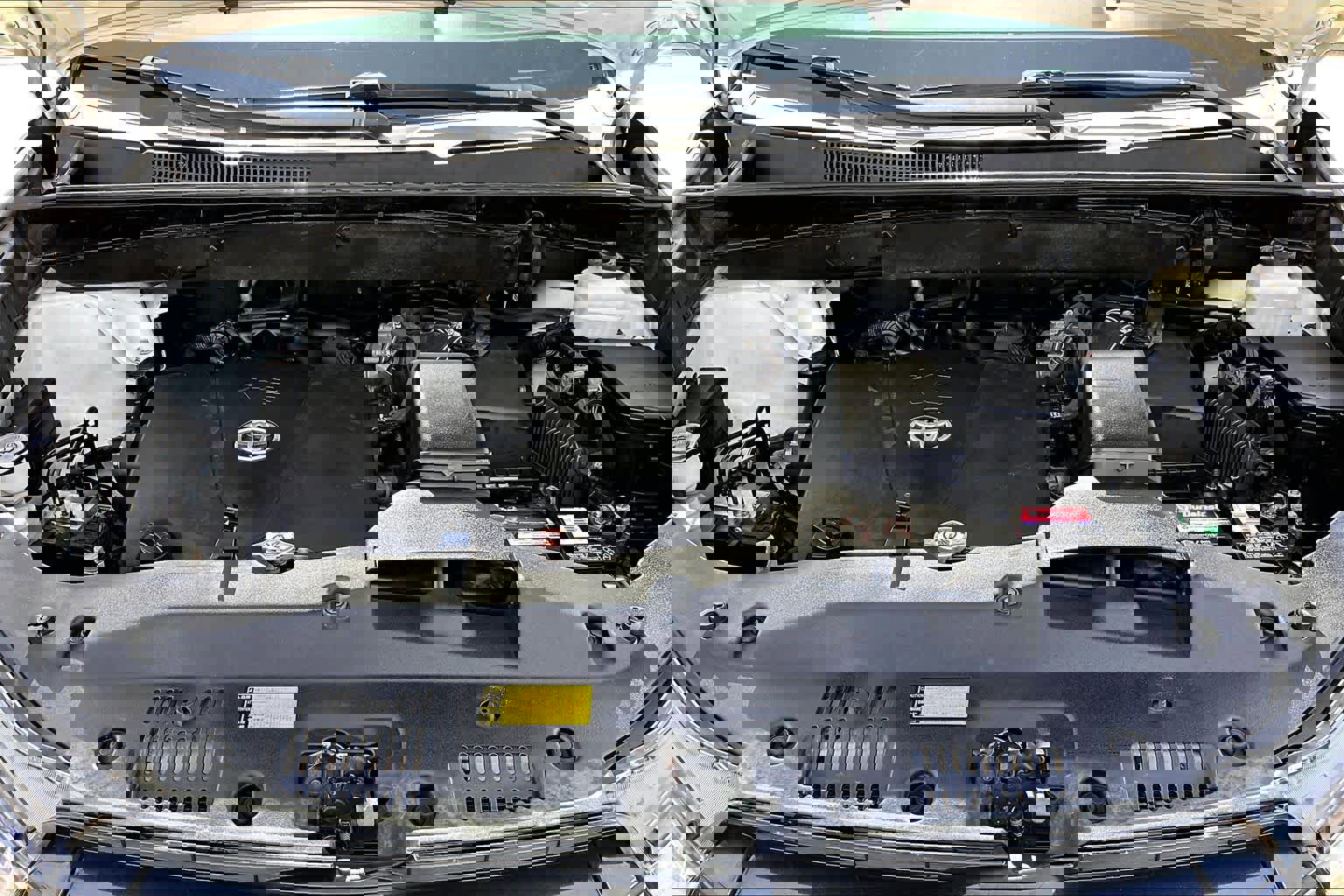 Used 2018 Toyota Highlander SE FWD image 31