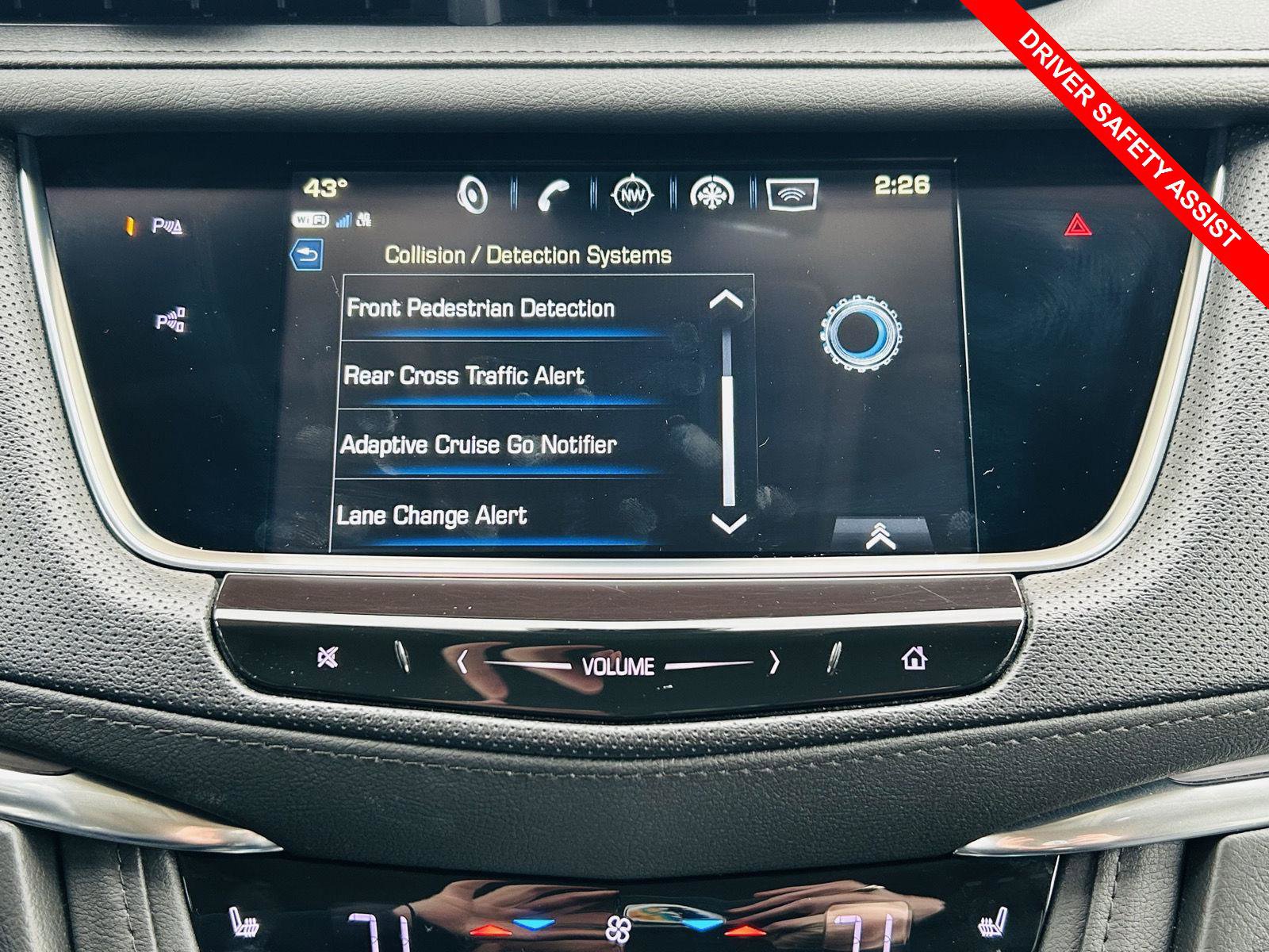 Used 2019 Cadillac XT5 Premium Luxury w/ Driver Assist Package image 11