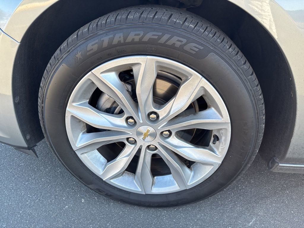 Used 2024 Chevrolet Malibu LT image 10