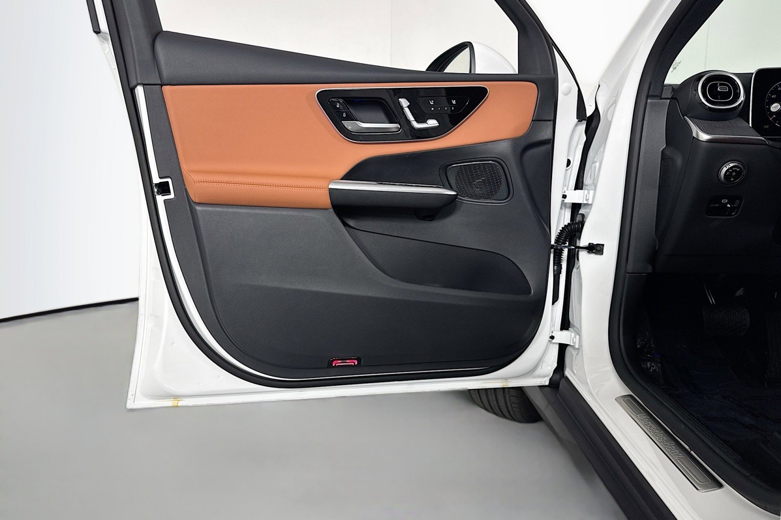 New 2026 Mercedes-Benz GLC 300 image 20