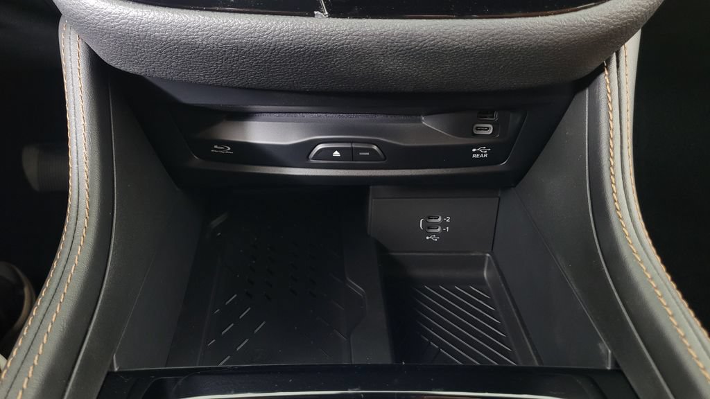 New 2026 Chrysler Pacifica Pinnacle AWD/4WD image 25