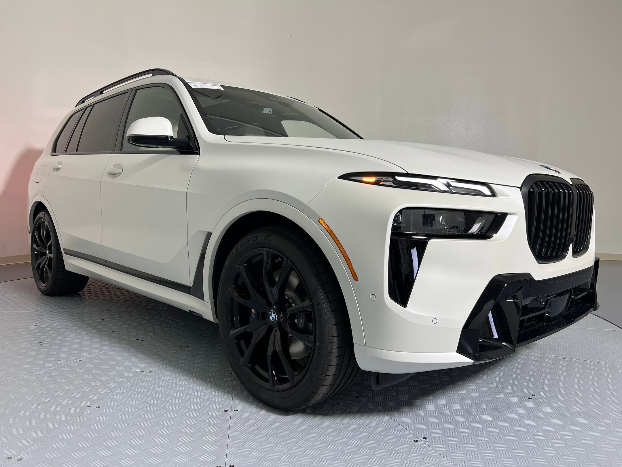 New 2026 BMW X7 xDrive40i image 7