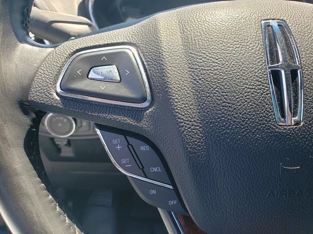 Used 2018 Lincoln MKX Reserve w/ Lincoln MKX Climate Package AWD/4WD image 24