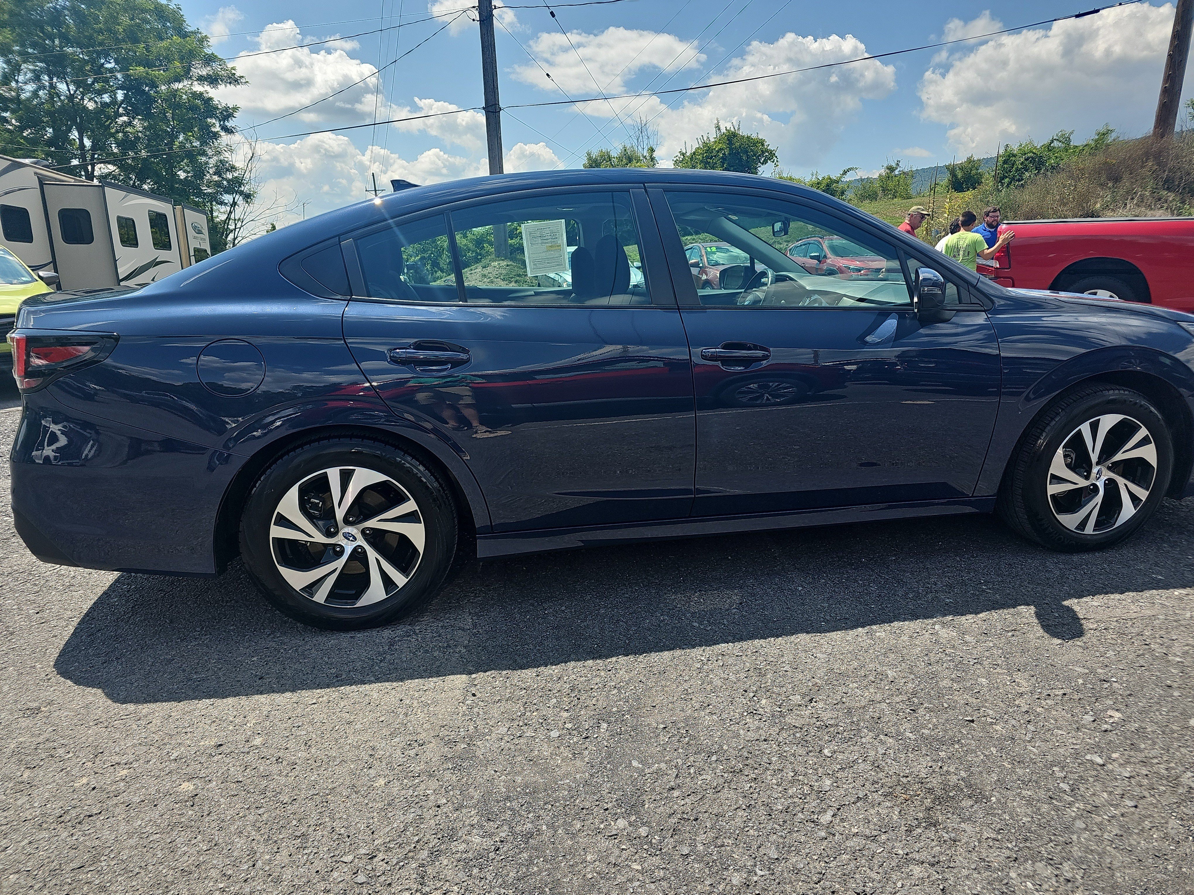 Used 2024 Subaru Legacy Premium AWD/4WD image 2