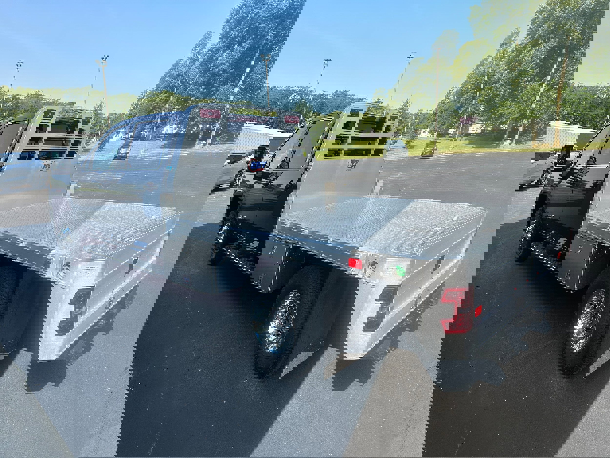 Used 2020 GMC Sierra 3500 SLE w/ SLE Convenience Package image 10