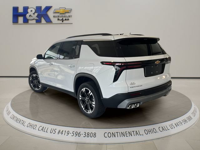 New 2027 Chevrolet Traverse LT w/ Sun and Wheel Package FWD image 4