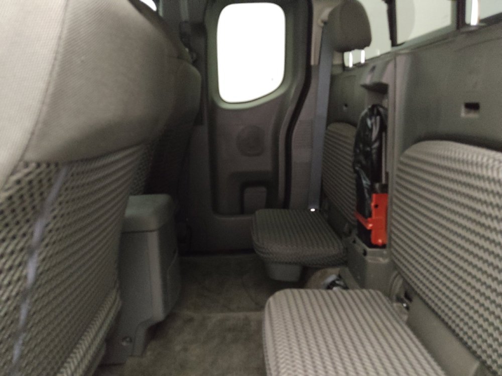 Used 2017 Nissan Frontier SV RWD image 18