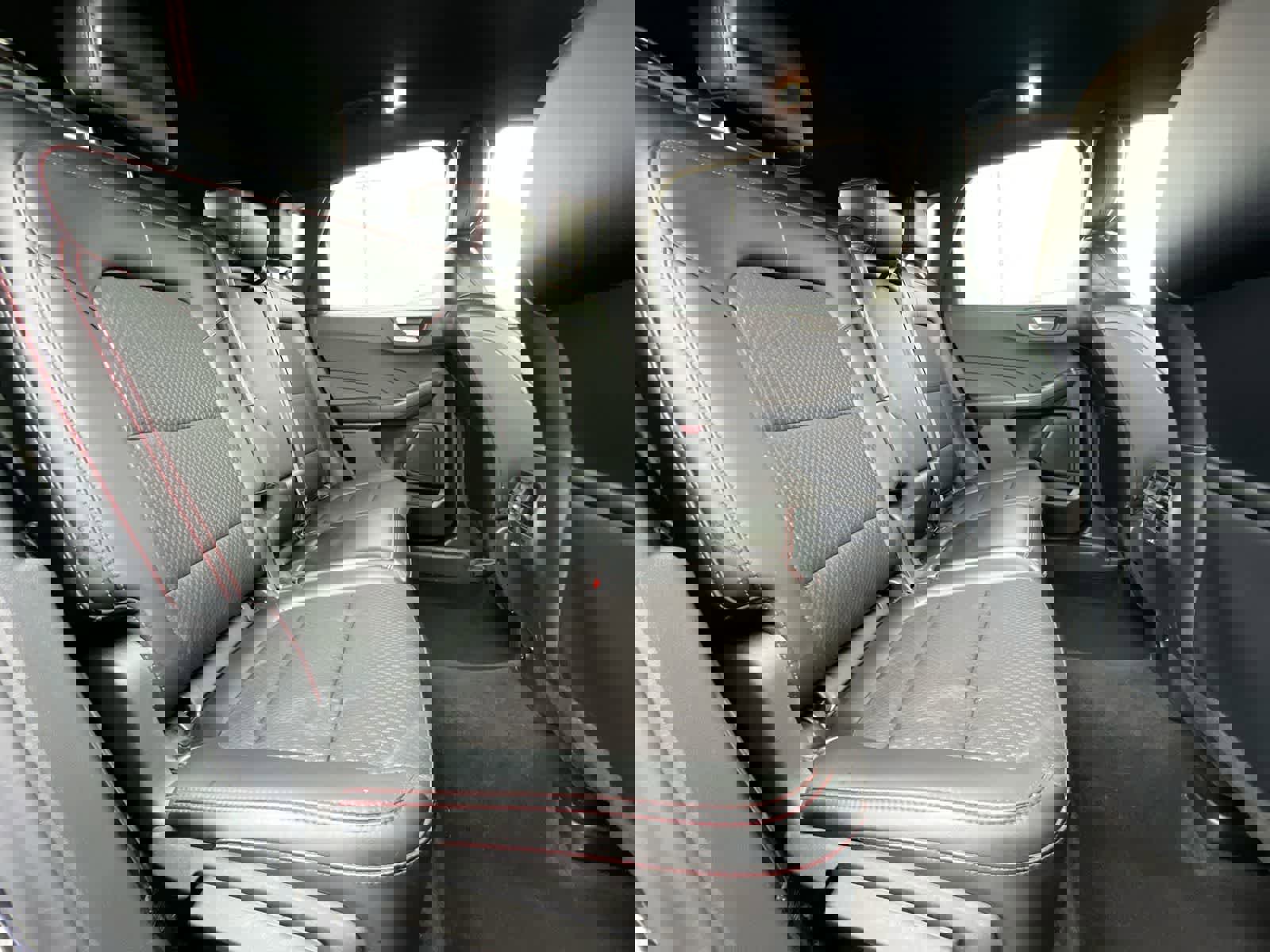 Used 2025 Ford Escape ST-Line w/ Tech Pack #1 image 19