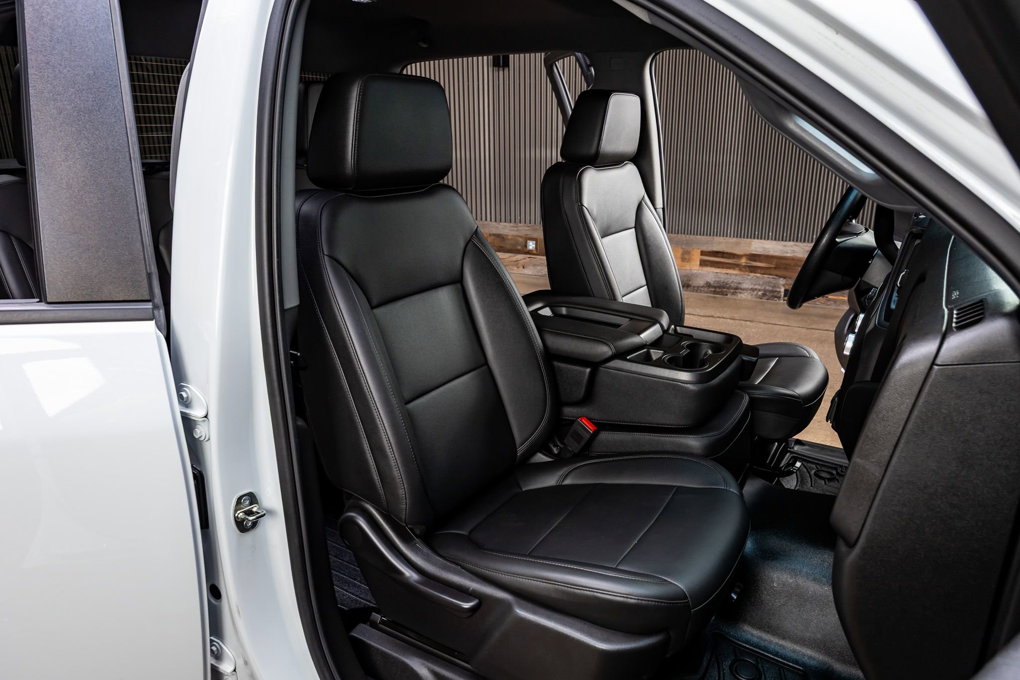 Used 2020 GMC Sierra 2500 4x4 Crew Cab w/ Gooseneck/5TH Wheel Package image 29