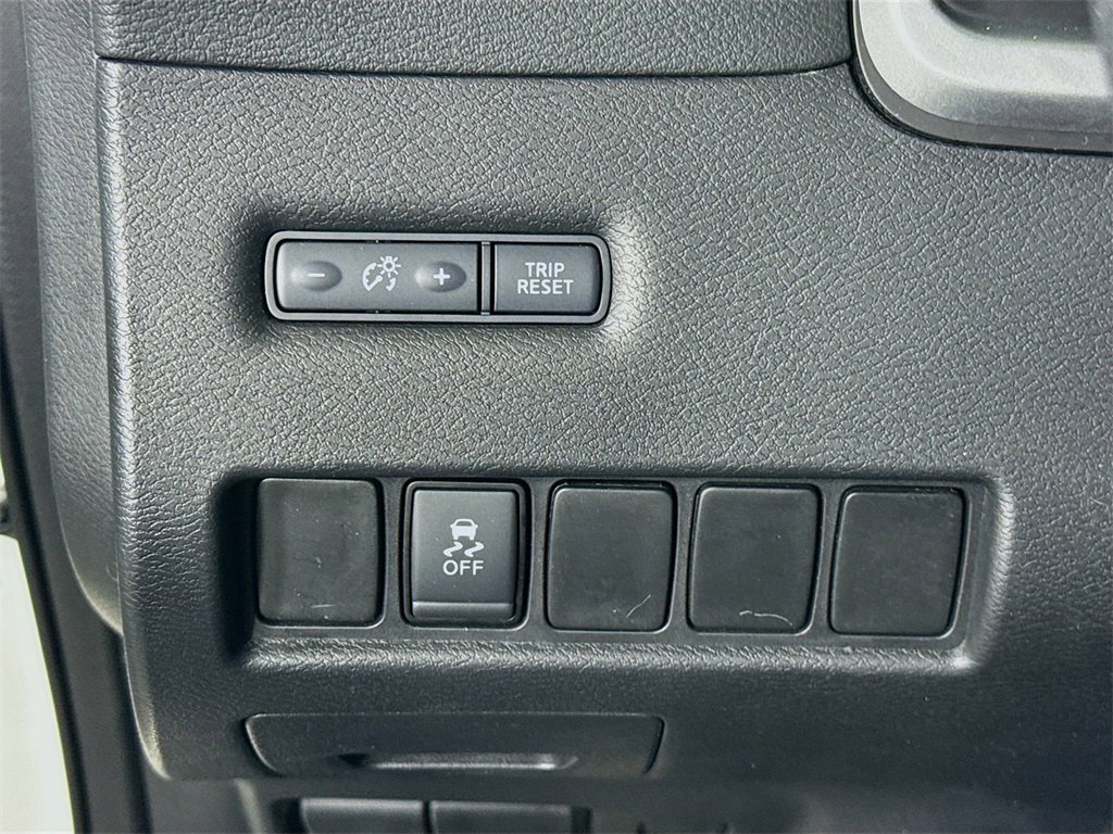 Used 2020 Nissan Murano S image 17