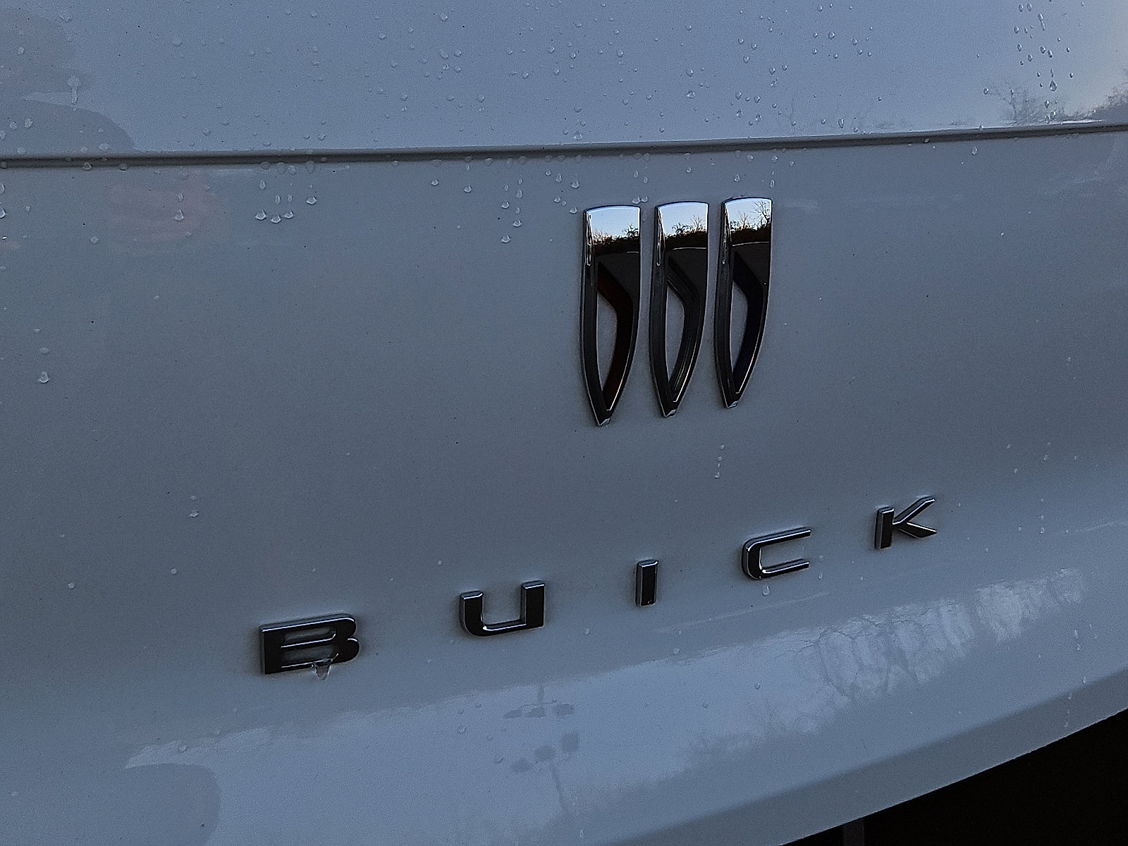 Certified 2024 Buick Envista Sport Touring w/ Advanced Safety Package image 28