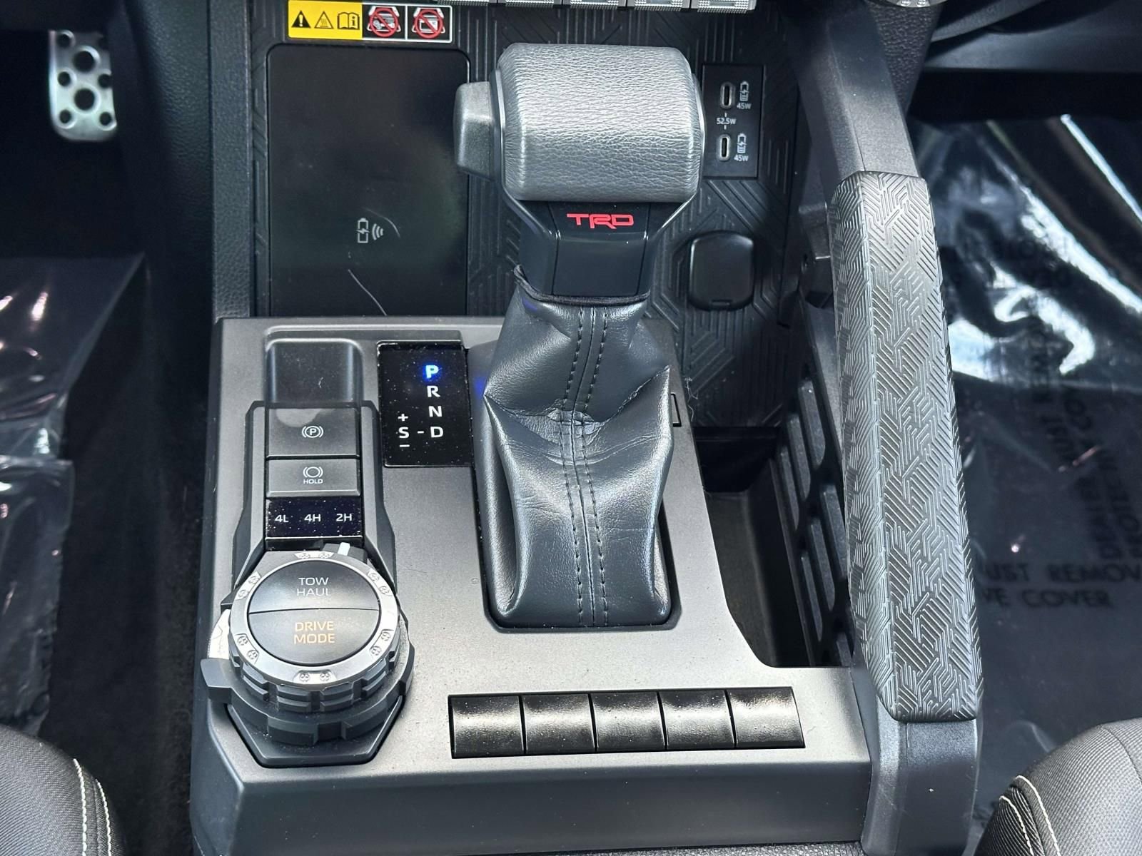Used 2024 Toyota Tacoma TRD Sport w/ TRD Sport Upgrade Package AWD/4WD image 20