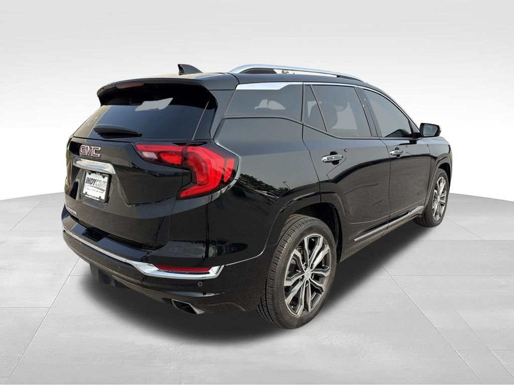 Used 2020 GMC Terrain Denali w/ Denali Premium Package FWD image 5