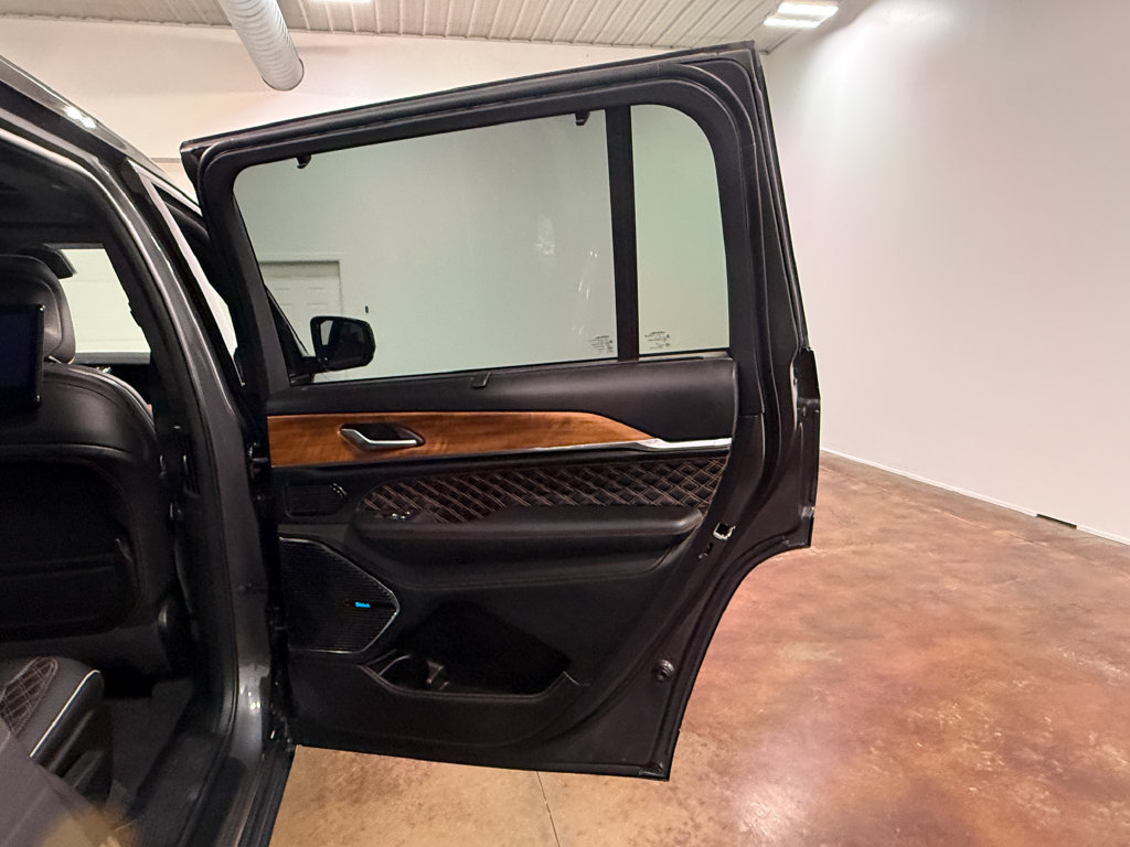 Used 2026 Jeep Grand Cherokee L Summit w/ Obsidian Package AWD/4WD image 65