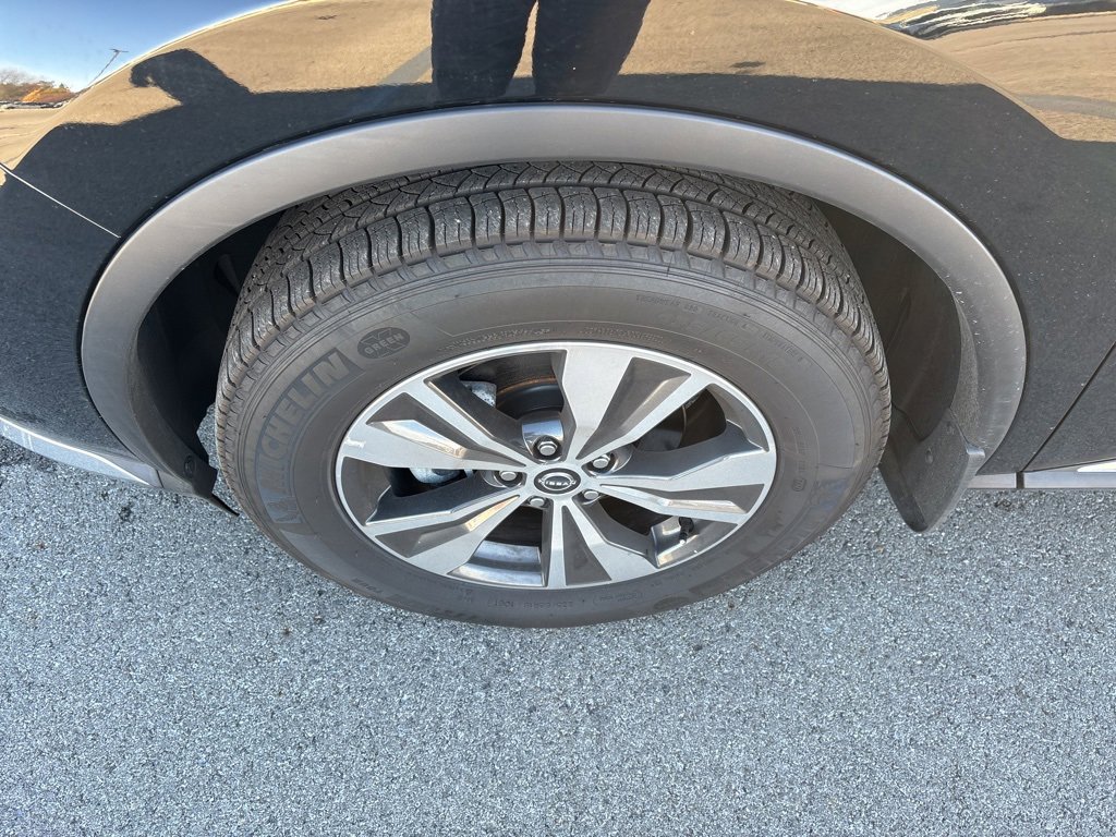 Used 2024 Nissan Murano SV image 8