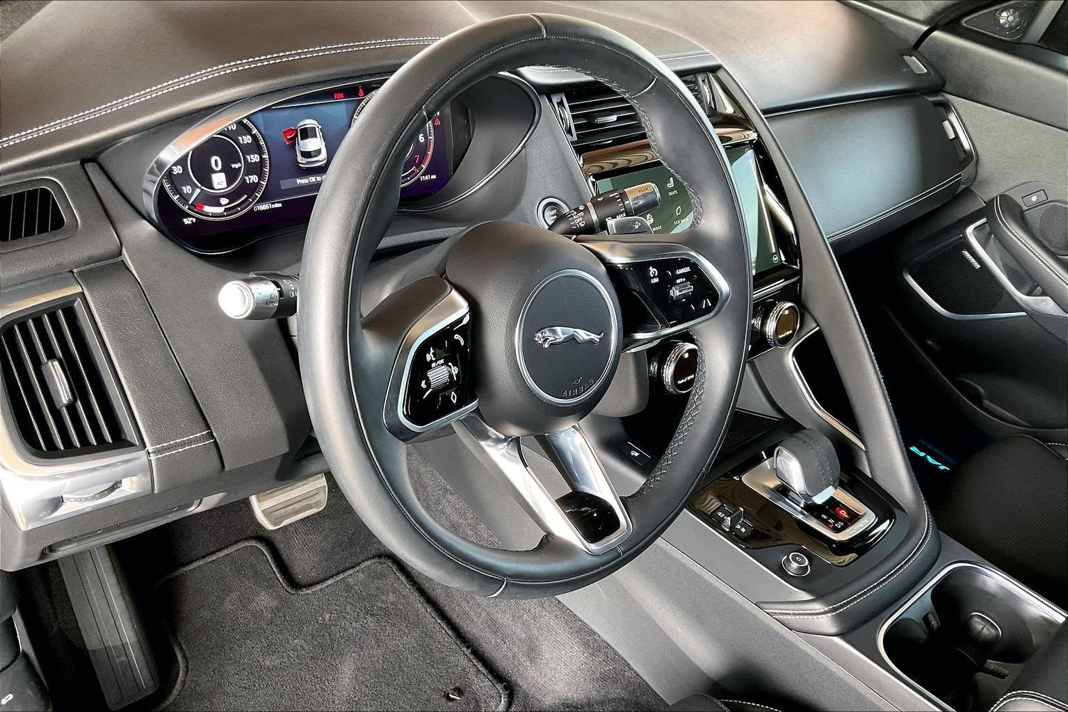 Used 2021 Jaguar E-PACE 300 Sport AWD/4WD image 14