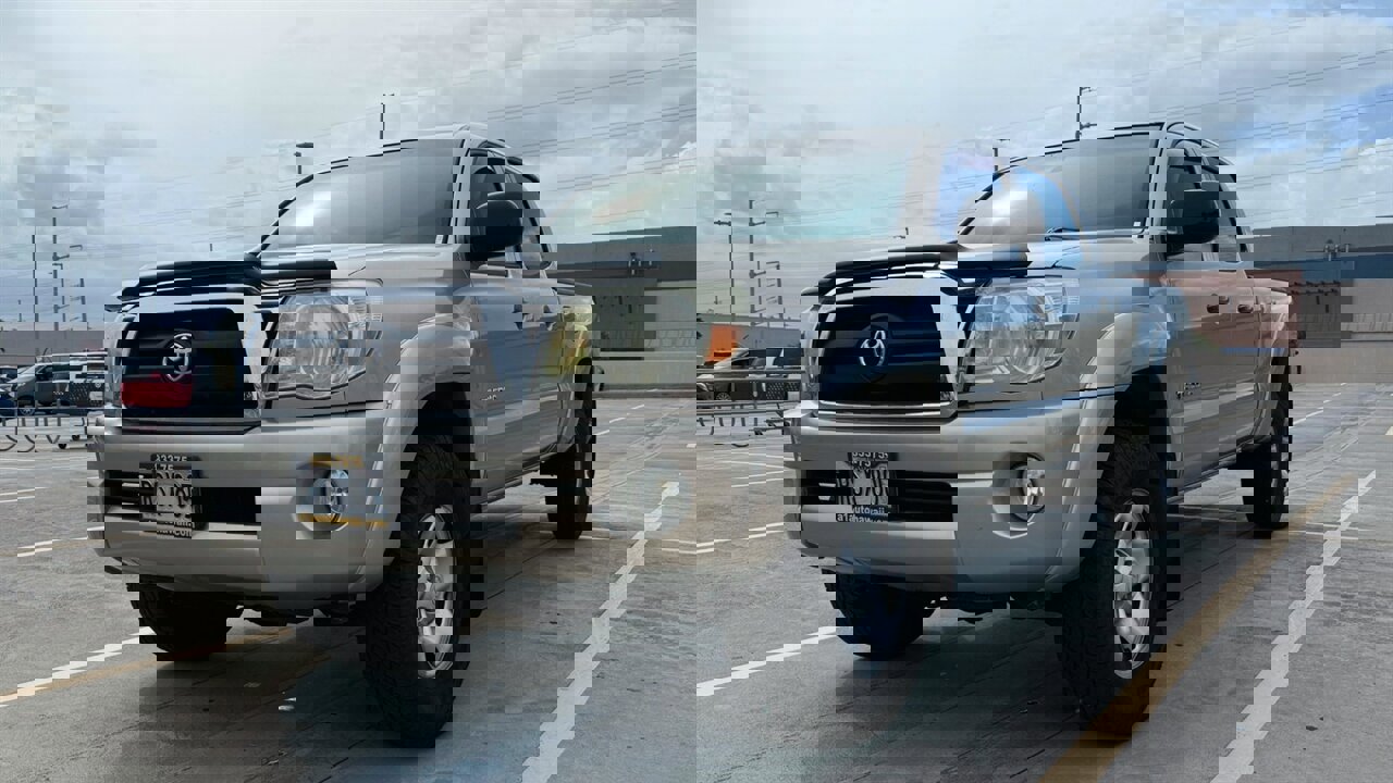 Used 2007 Toyota Tacoma PreRunner RWD image 1