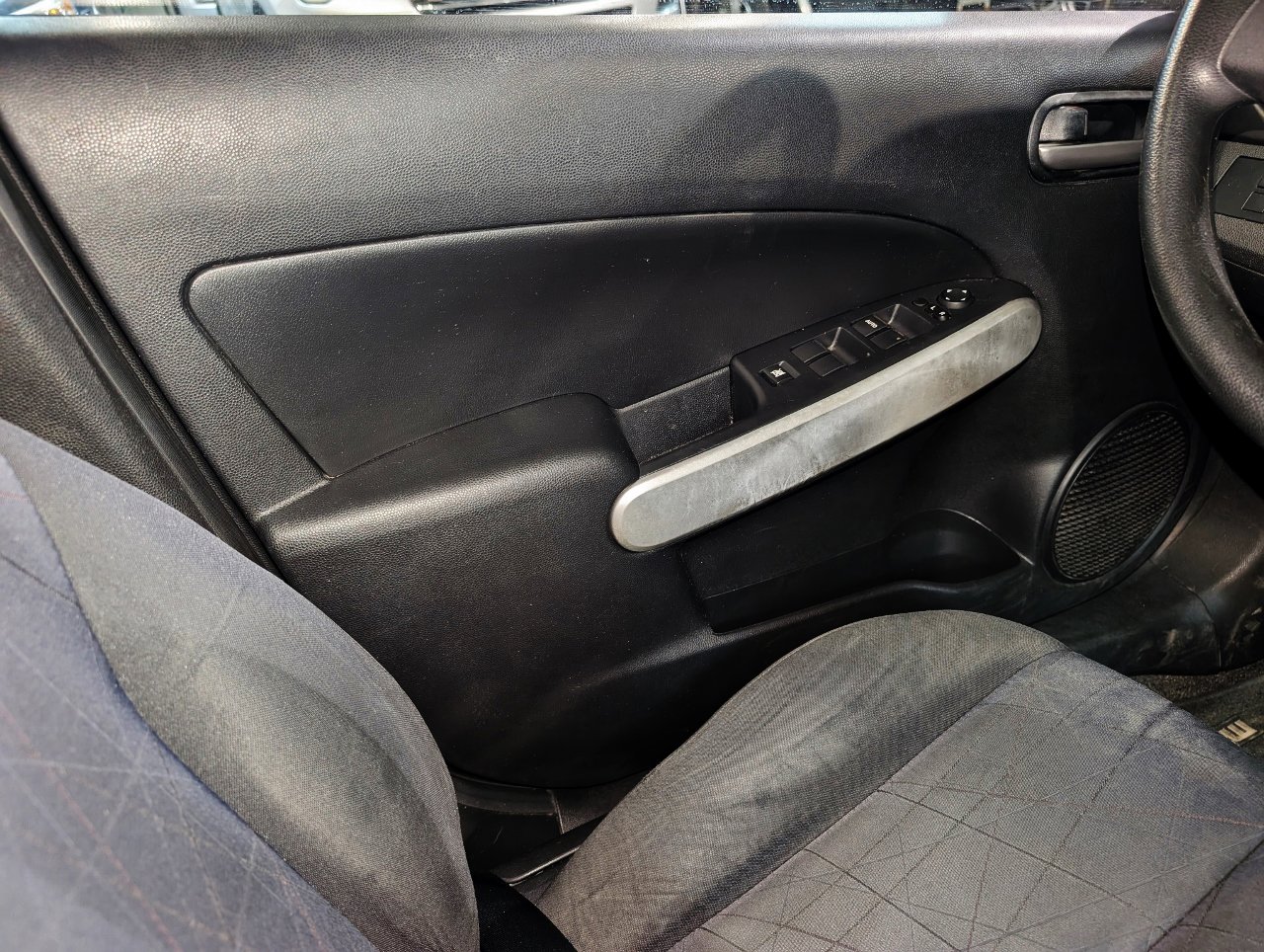 Used 2012 MAZDA MAZDA2 Sport image 29