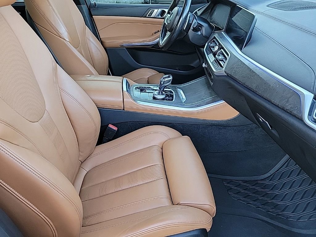 Used 2022 BMW X5 xDrive40i w/ M Sport Package image 17
