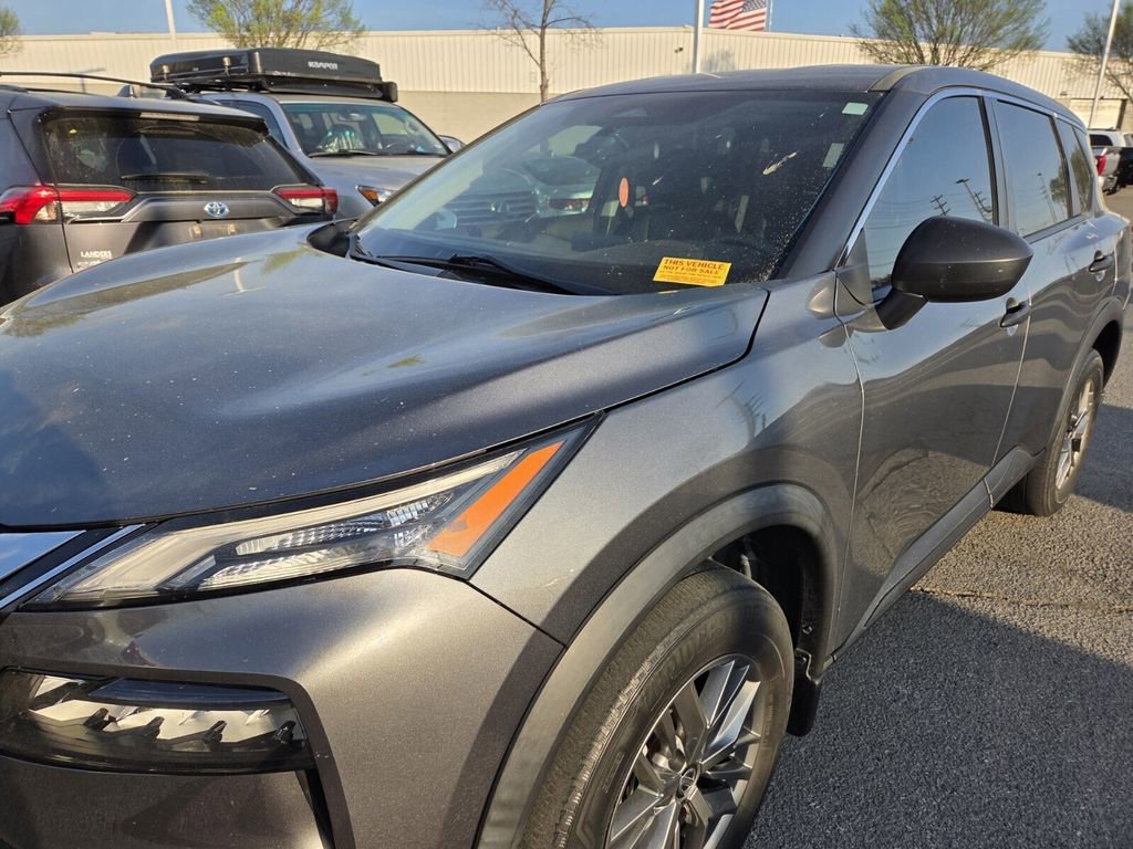 Used 2021 Nissan Rogue S image 10