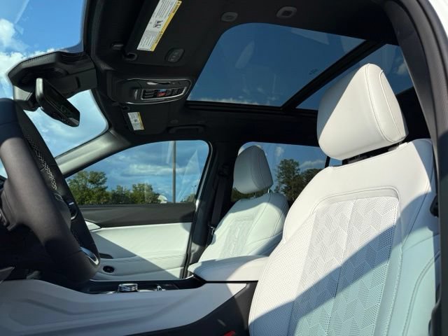 New 2026 Jeep Cherokee Overland w/ Advanced Pro Tech Group AWD/4WD image 23