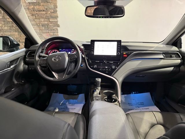 Used 2021 Toyota Camry XSE image 25