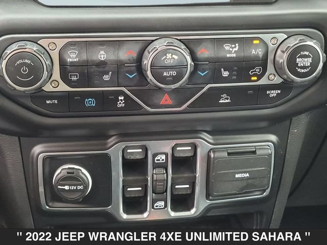 Used 2022 Jeep Wrangler Unlimited Sahara w/ Cold Weather Group AWD/4WD image 25