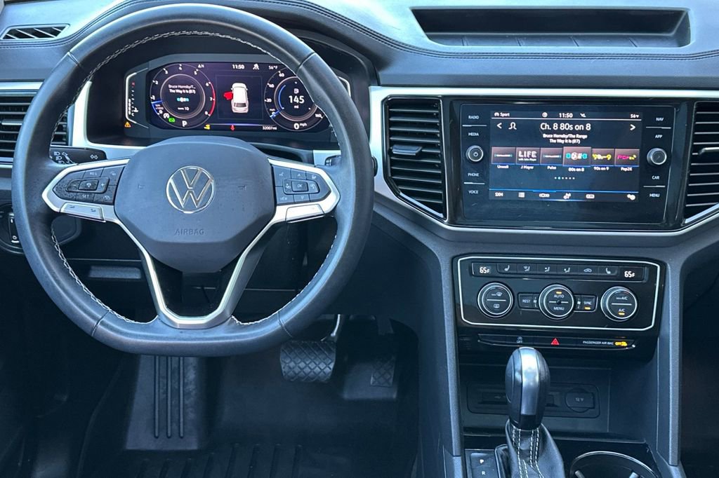Used 2023 Volkswagen Atlas SEL AWD/4WD image 14