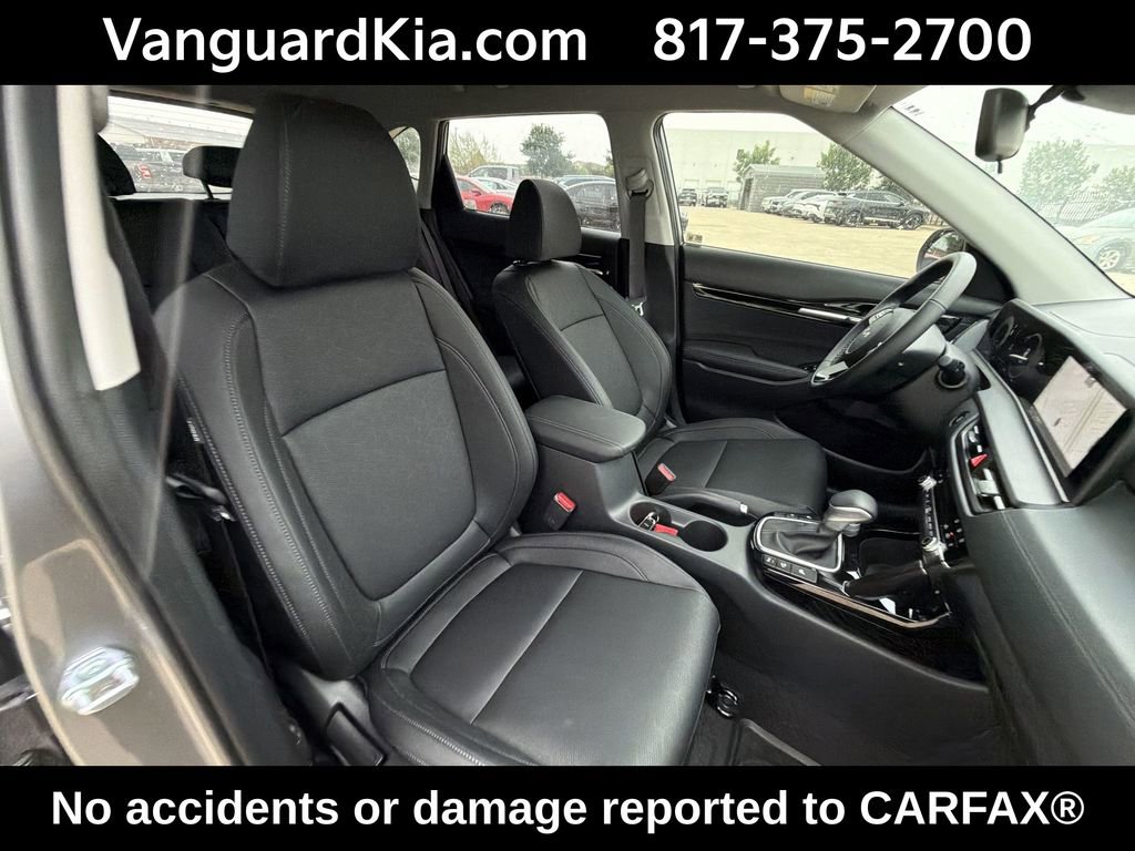 Certified 2026 Kia Seltos EX FWD image 29