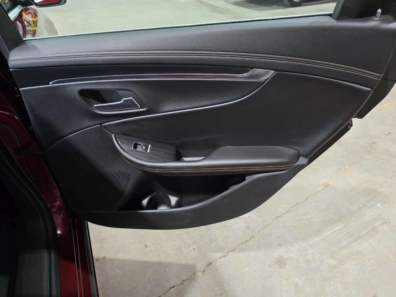 Used 2016 Chevrolet Impala LT w/ Leather Package image 29