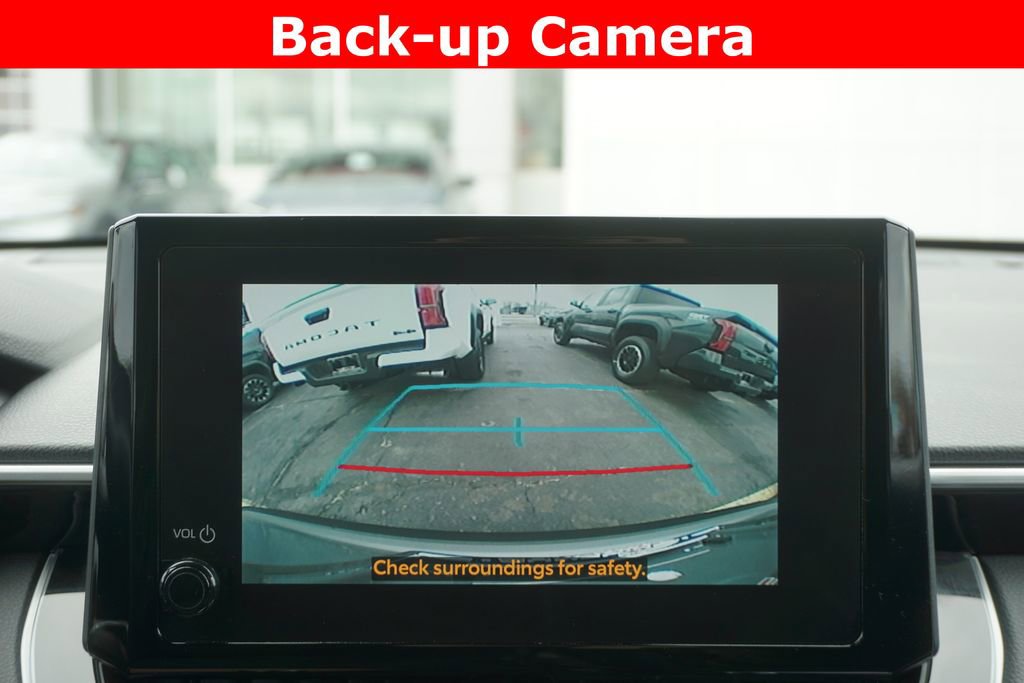Used 2024 Toyota Corolla Cross SE image 7