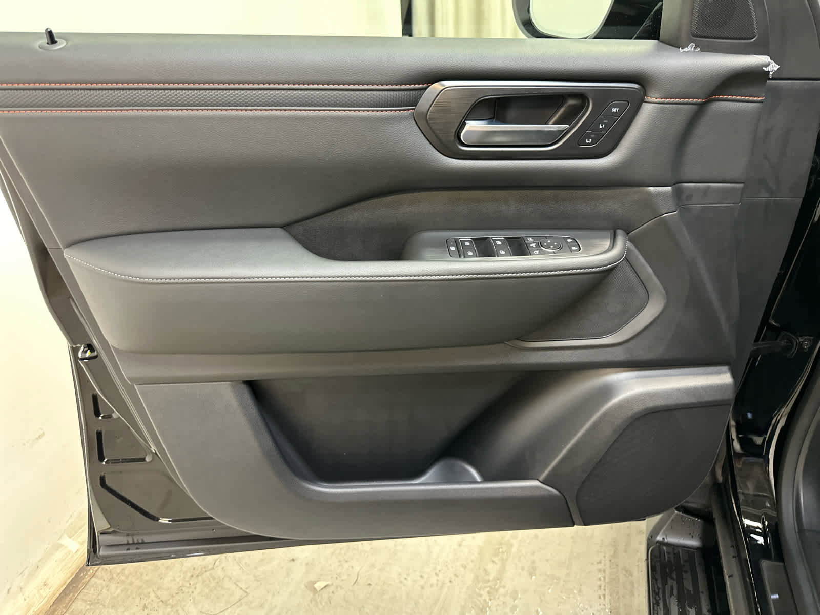 New 2026 Nissan Armada PRO-4X image 20