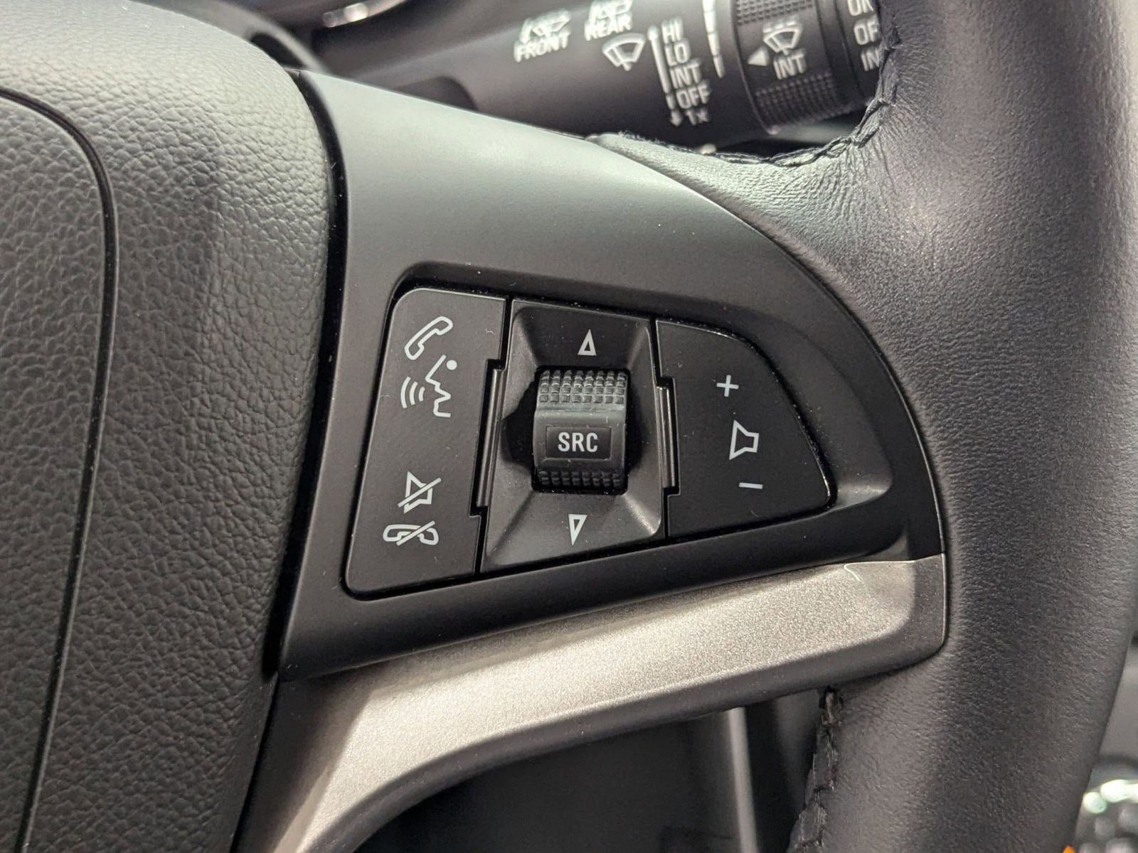 Used 2021 Chevrolet Trax LT w/ LT Convenience Package image 23