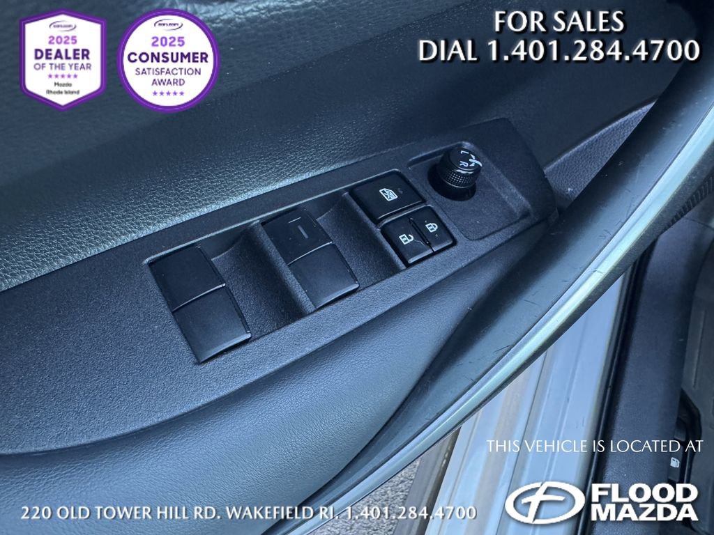 Used 2022 Toyota Corolla SE image 9
