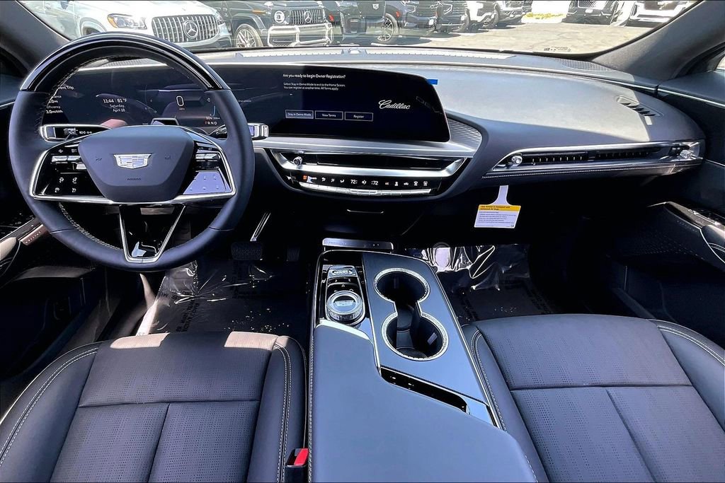 New 2026 Cadillac Lyriq Sport w/ LPO, Floor Liner Package AWD/4WD image 7