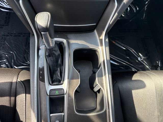 Used 2019 Honda Accord EX image 19