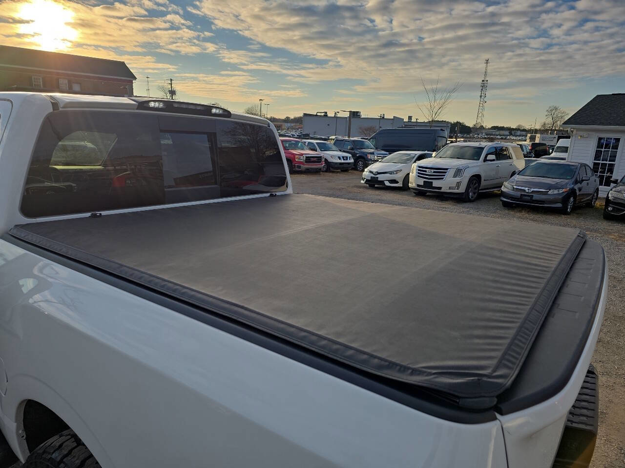 Used 2018 Nissan Titan XD image 53