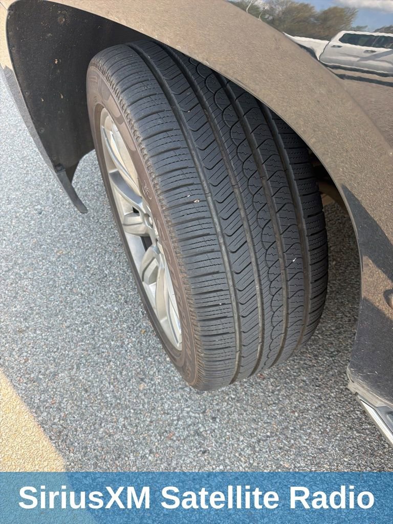 Used 2016 Chevrolet Suburban LTZ image 15